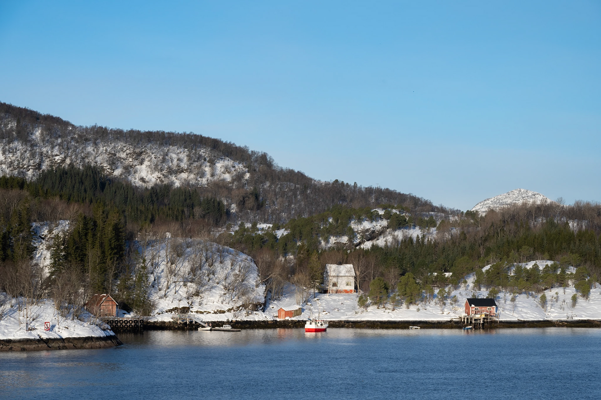 Coming into Ornes