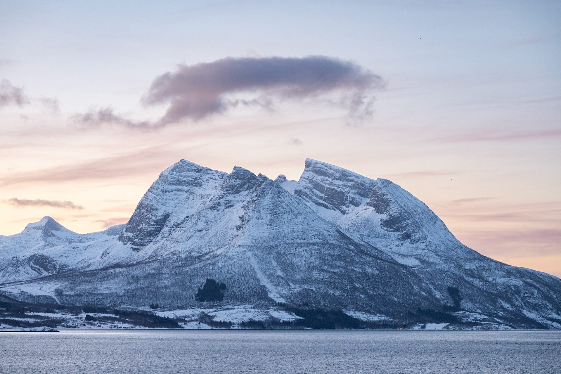 Mountain between Nesna and Ørnes