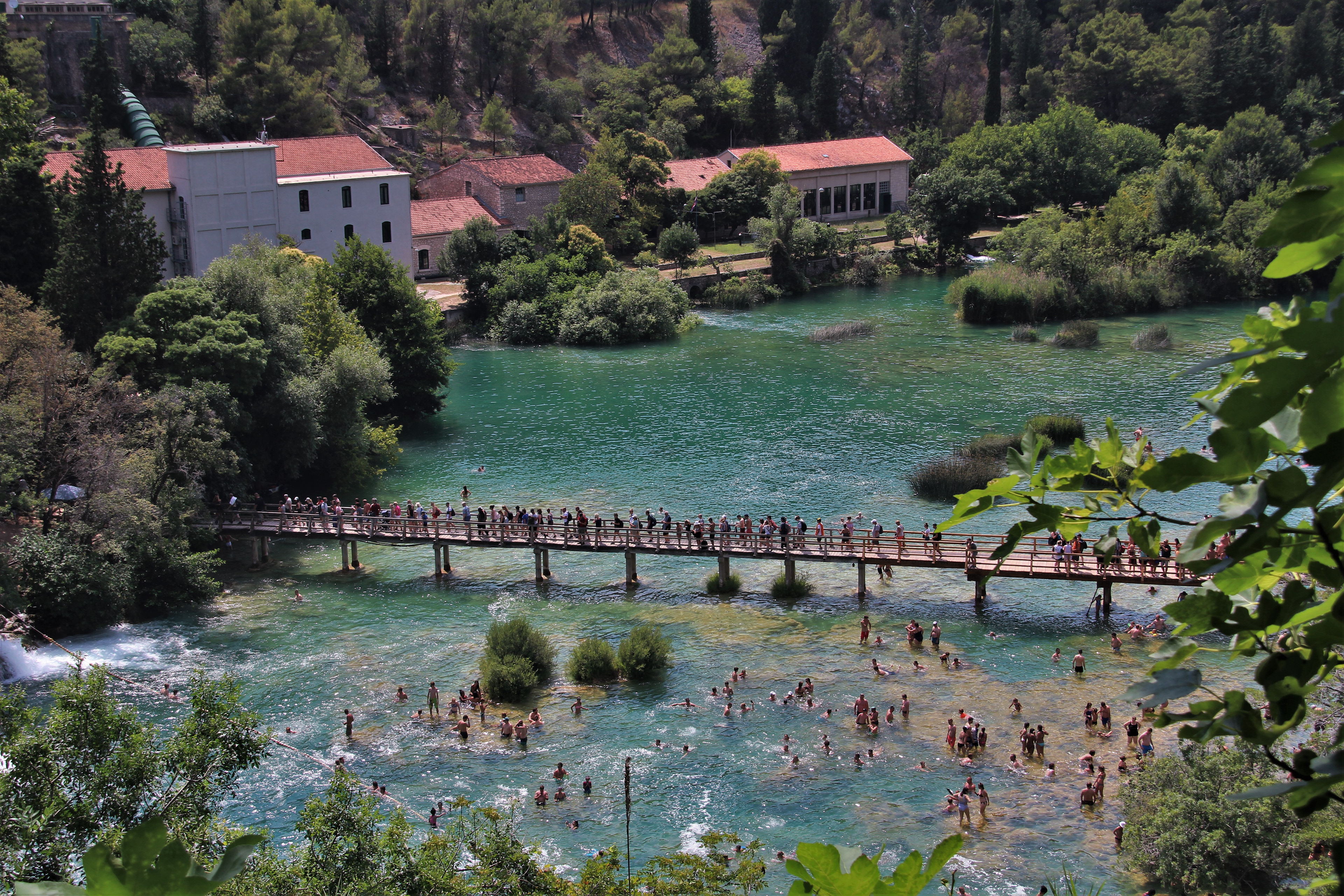 © Andishe Kokab-Danesh 2018