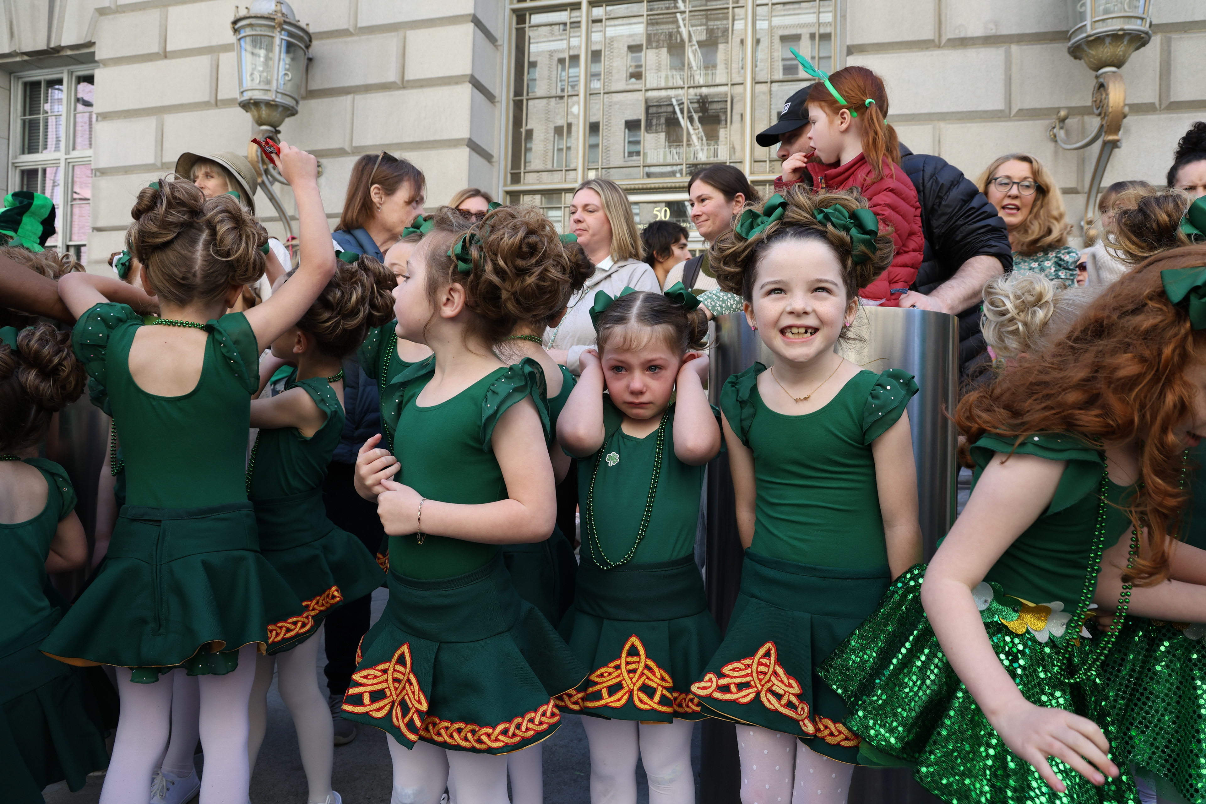Dancers with the Whelan Academy of Irish Dance wait to perform on Saturday, March 14, 2026. (Klyde Java / Golden Gate Xpress)