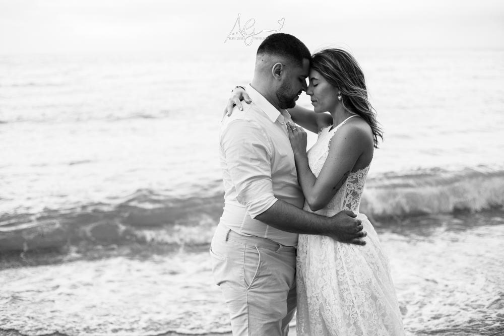 Camila & Vitor - wedding photoshoot in Catalan Bay, Gibraltar