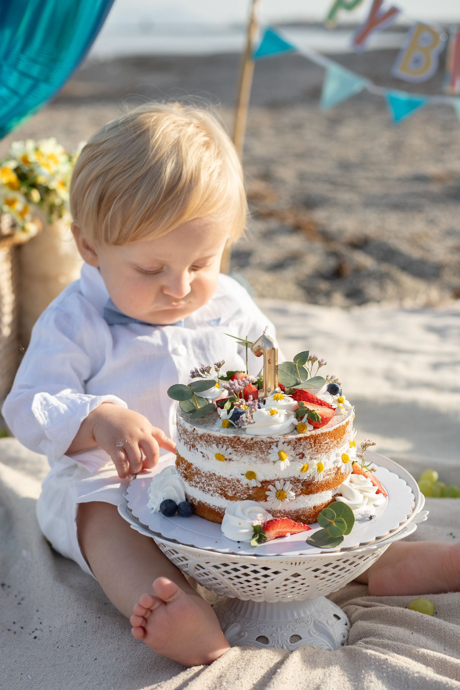 Let me try some cake.