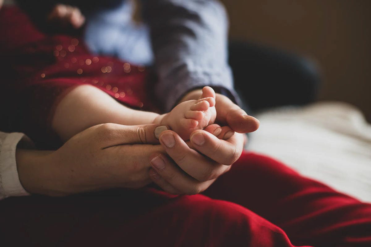 Natural newborn home session - Wroclaw, Poland