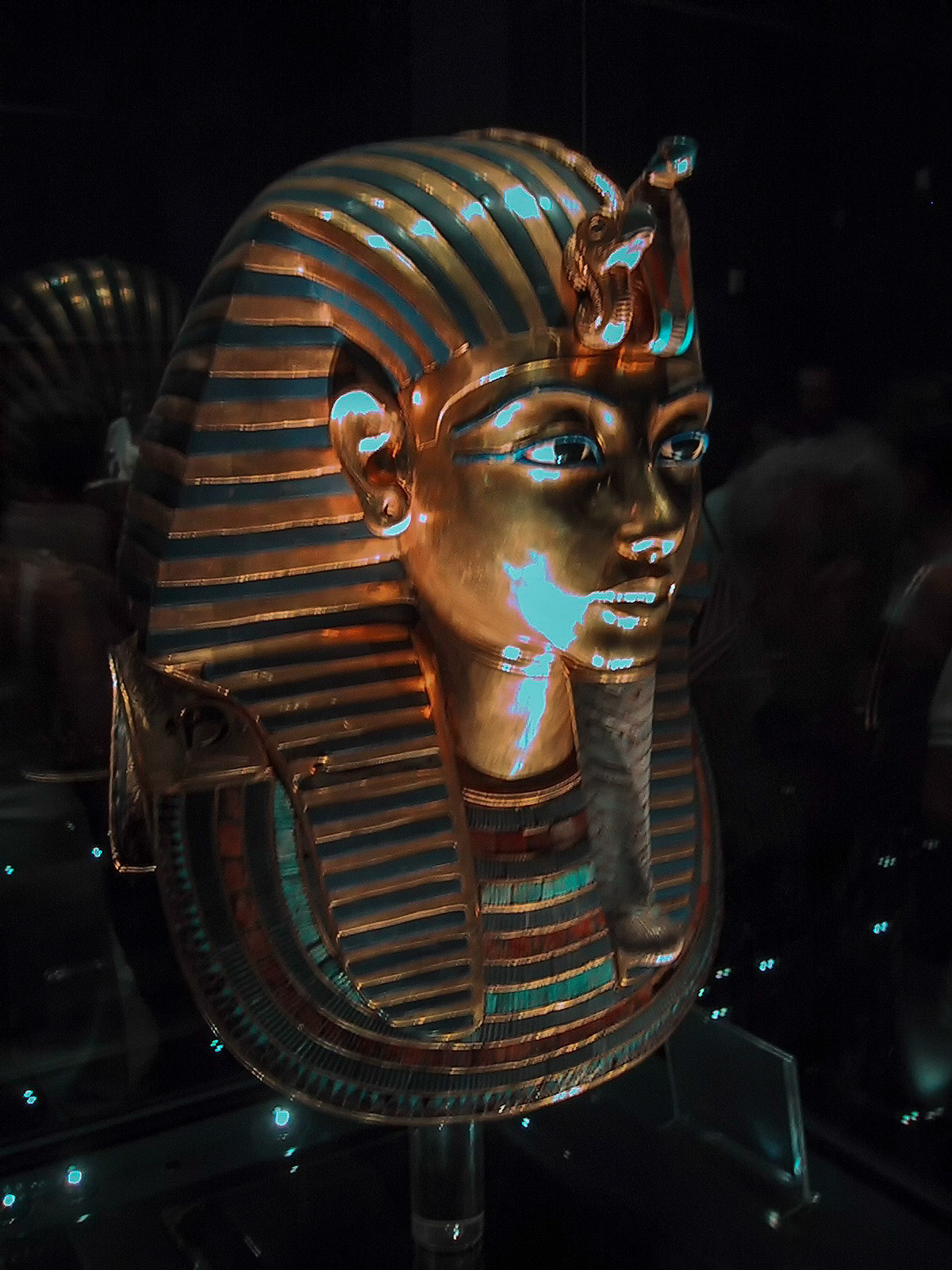 Tutankhamun's death mask