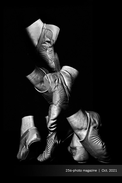 Published photography work: 256Photo magazine. Oct. 2021