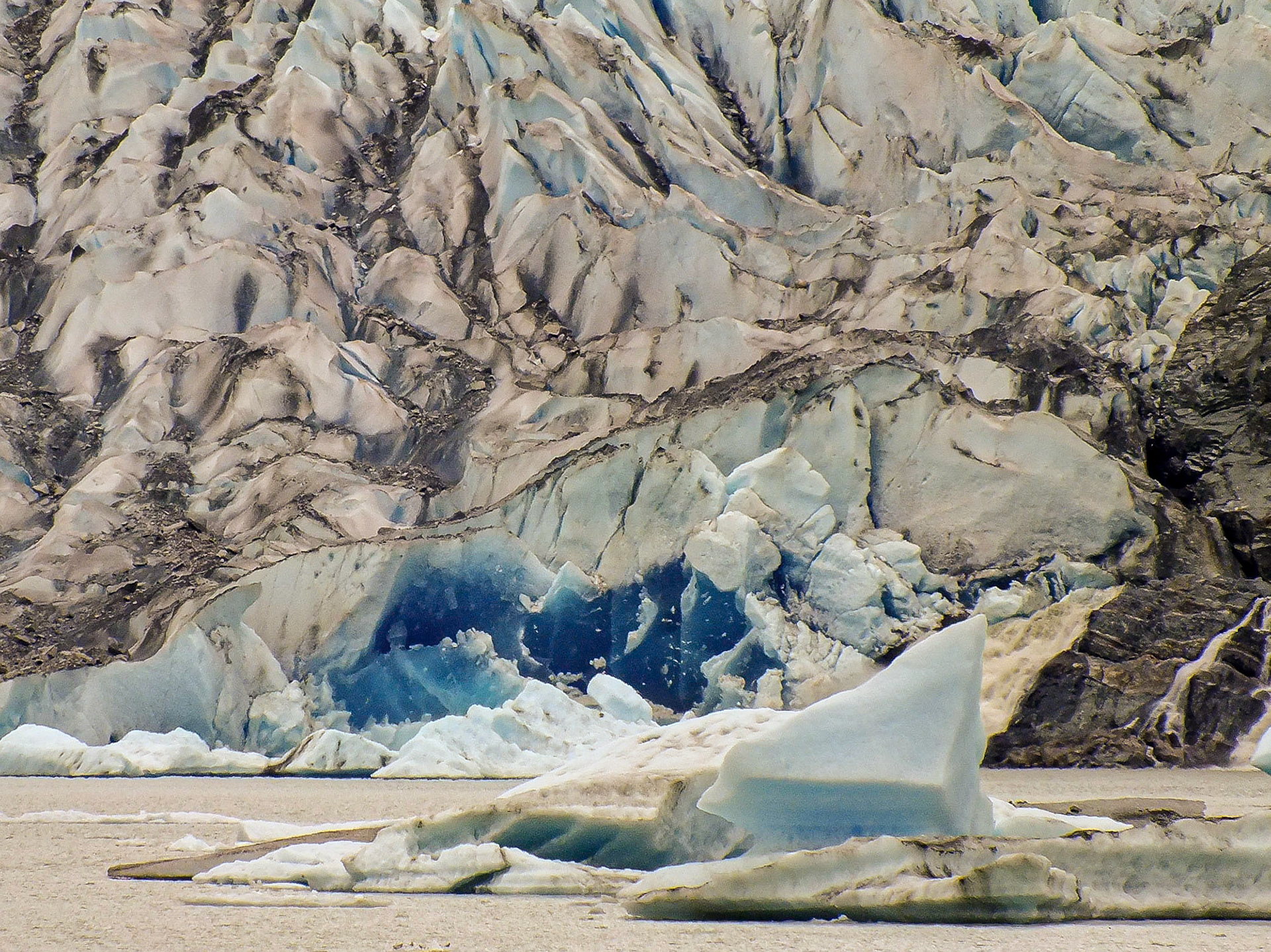 Mendenhall Glacier Jueano