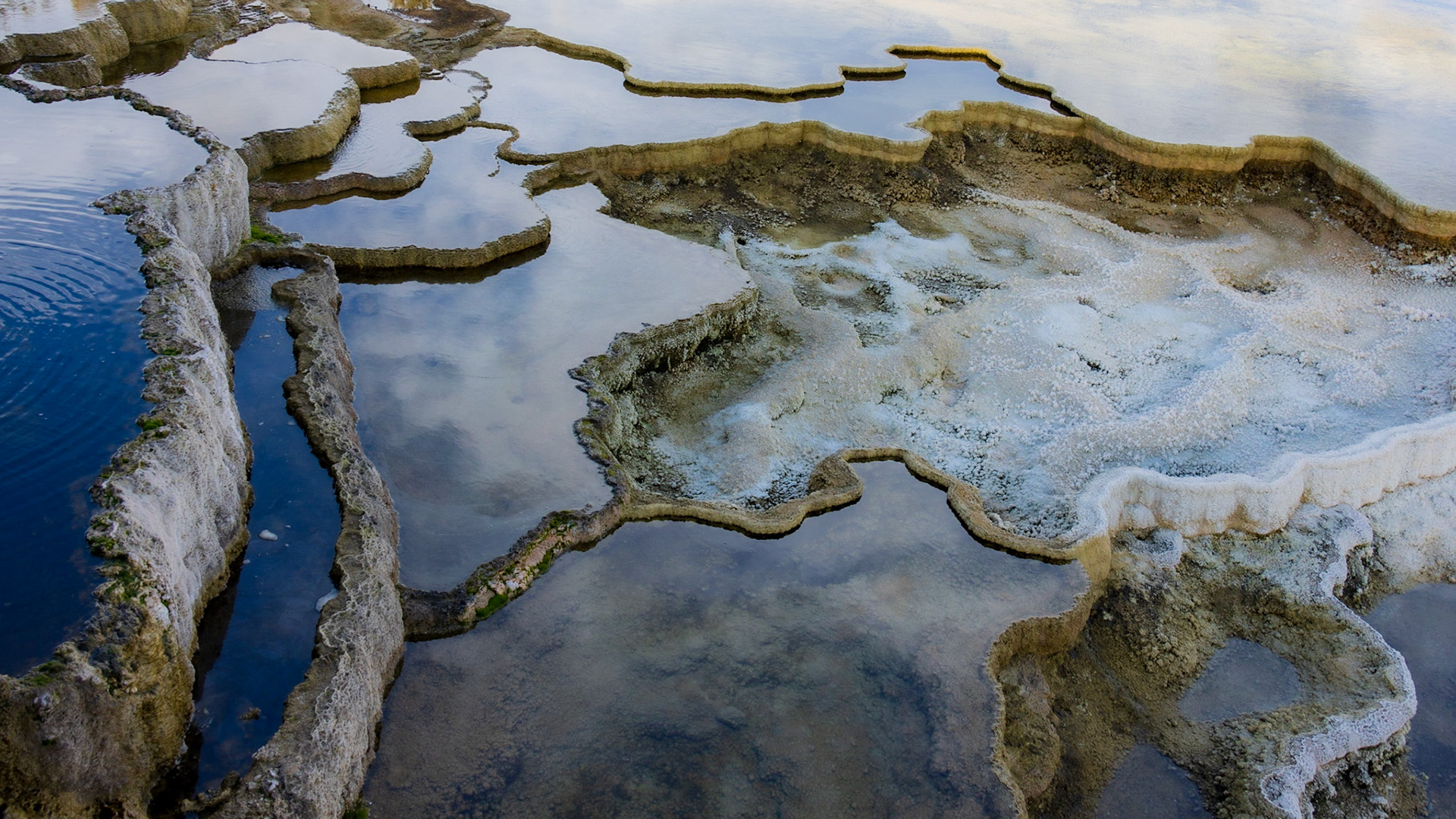 Mammoth Hot Springs, Yellowstone NP WY