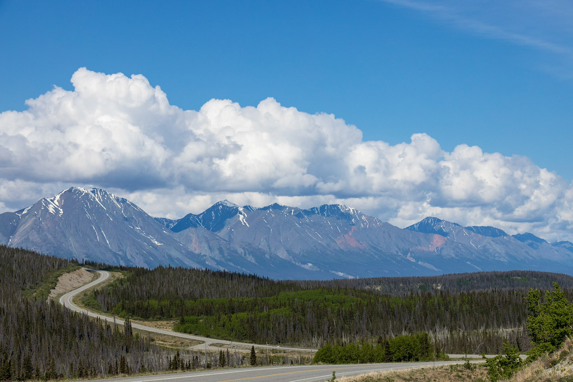 Kluane Lake, Yukon