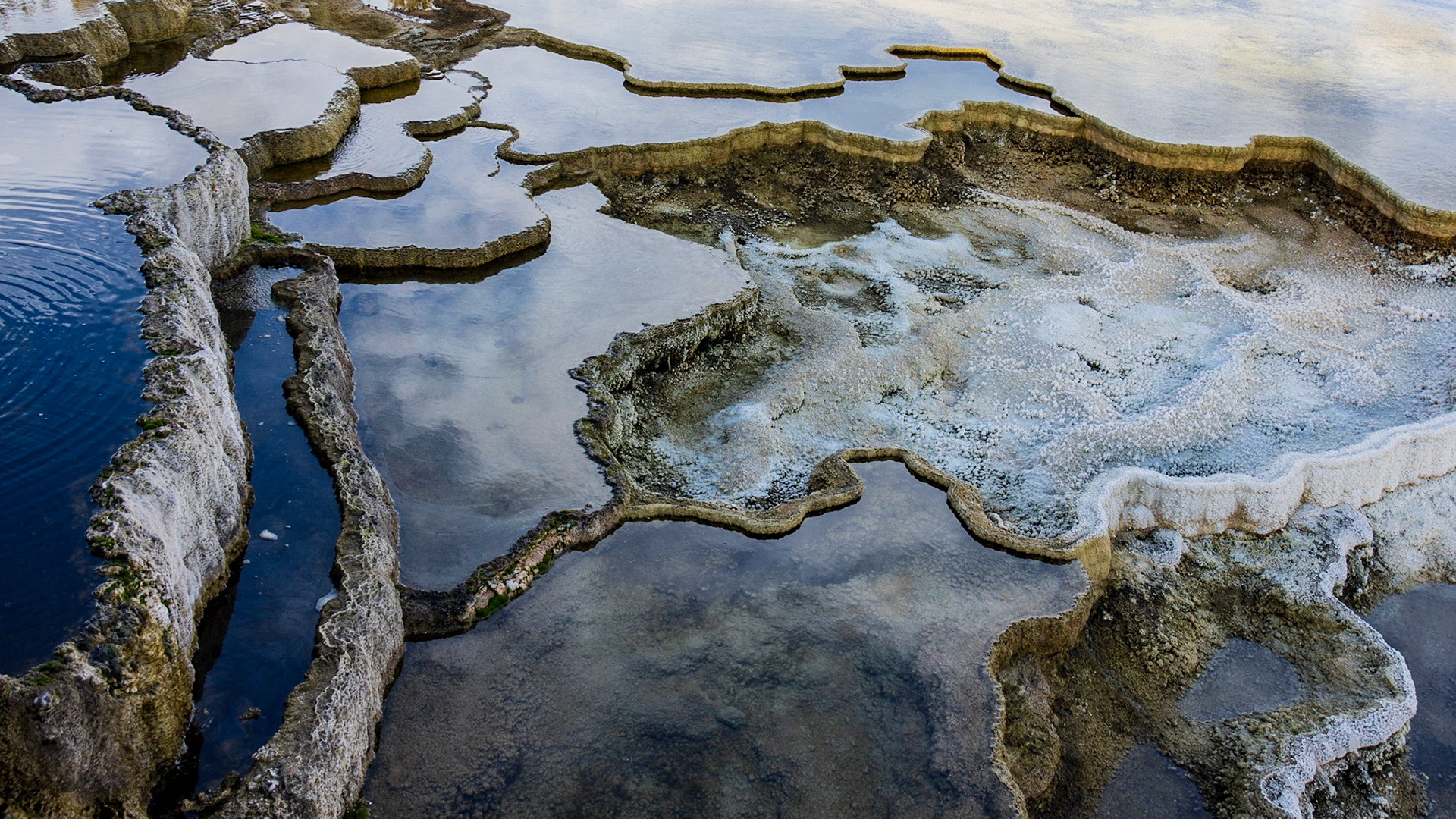 Mammoth Hot Springs, Yellowstone NP WY