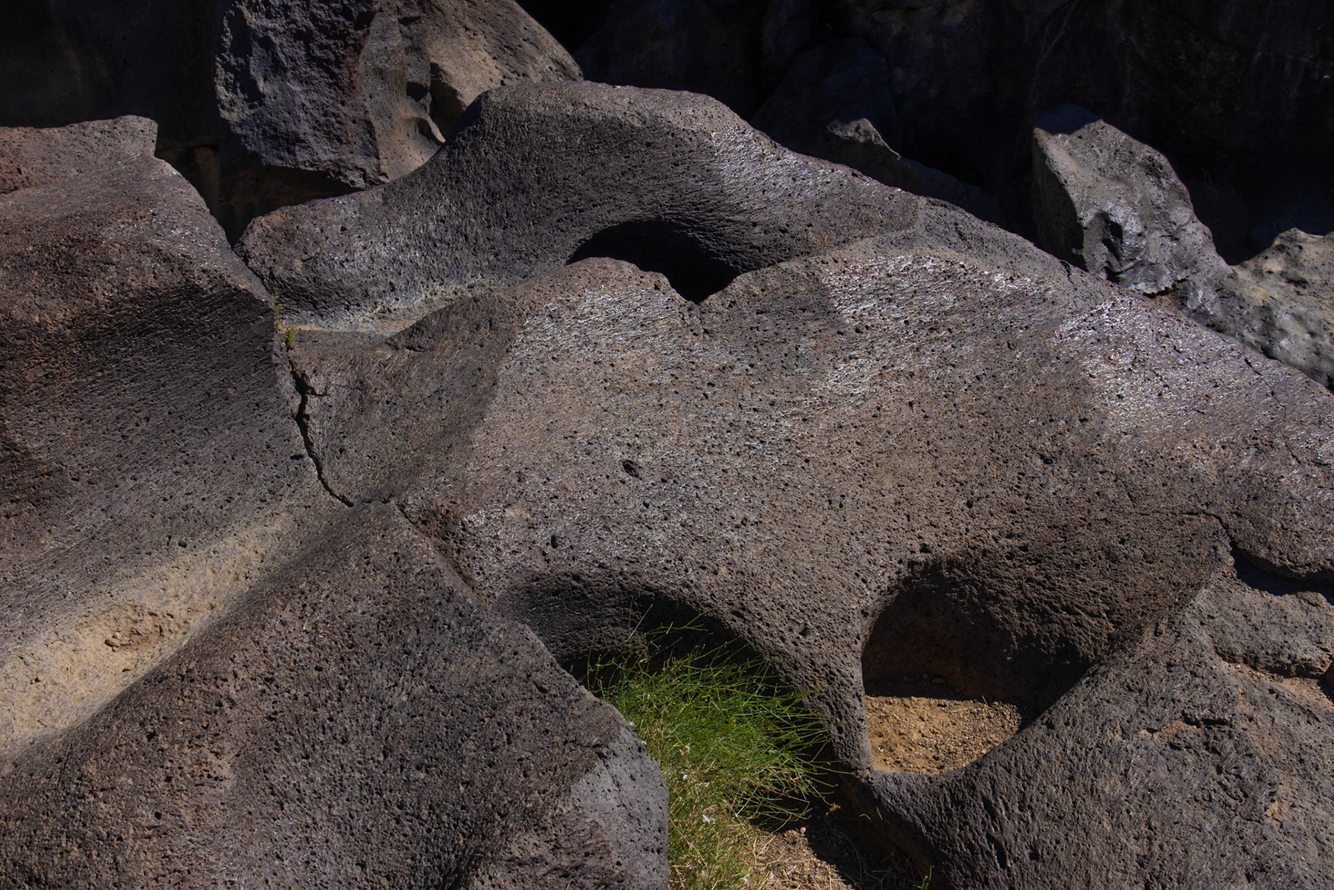 Fossil Falls, Little Lake CA