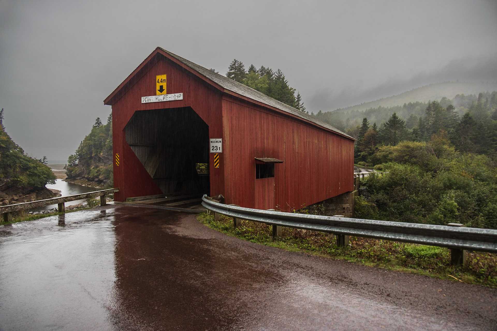 Point Wolfe Covered Bridge NB