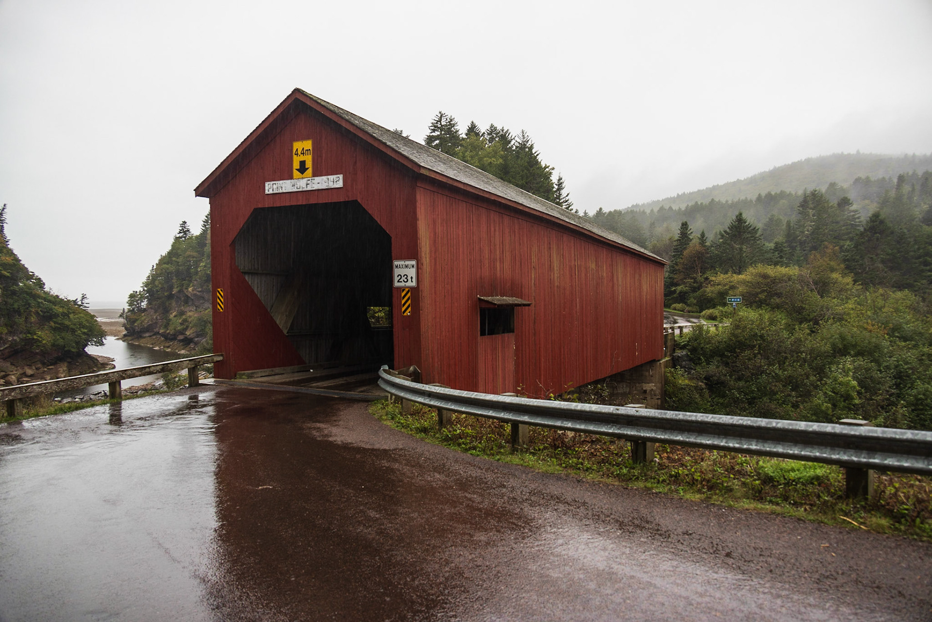 Point Wolfe Covered Bridge NB