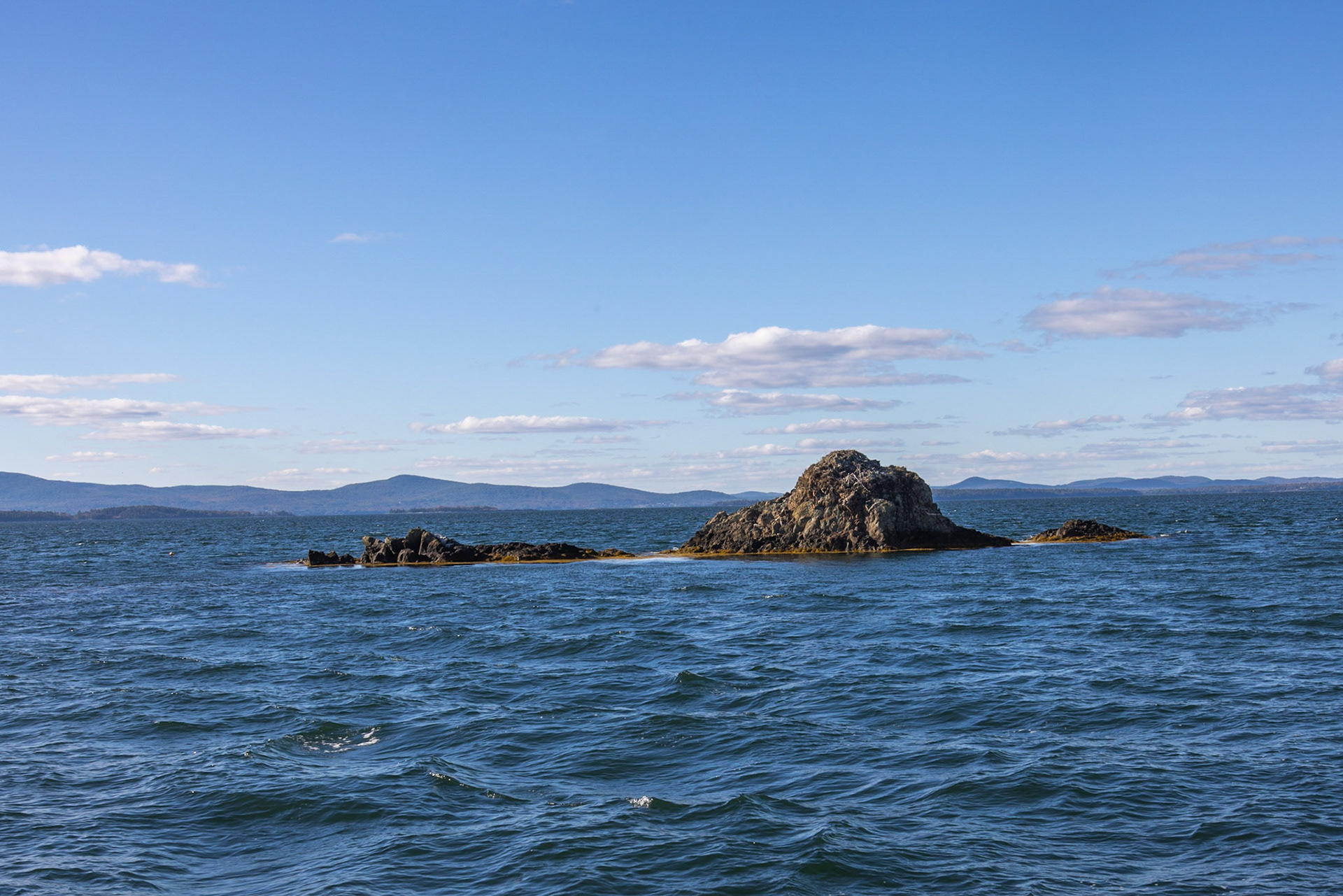 Pulpit Rock and Osprey nest