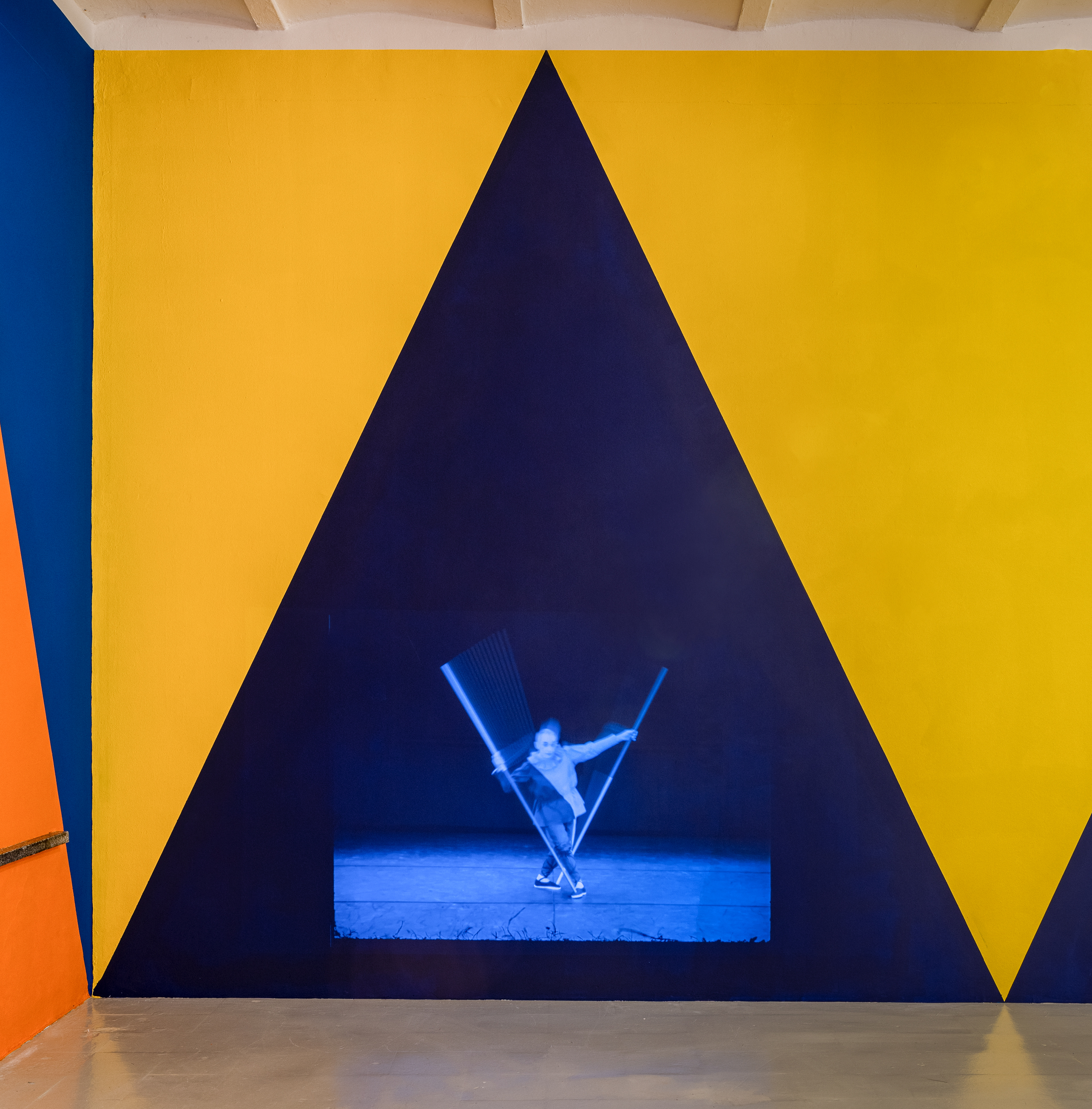 Ulla von Brandenburg, Sachte in die Sinne senken, Solo Exhibition, 11 Nov 2022 – 14 Jan 2023, photo: Helge Mundt