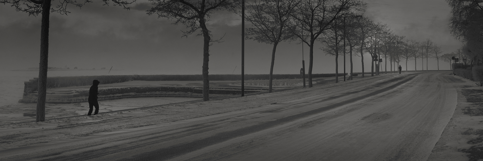 Dark street scene in Helsinki