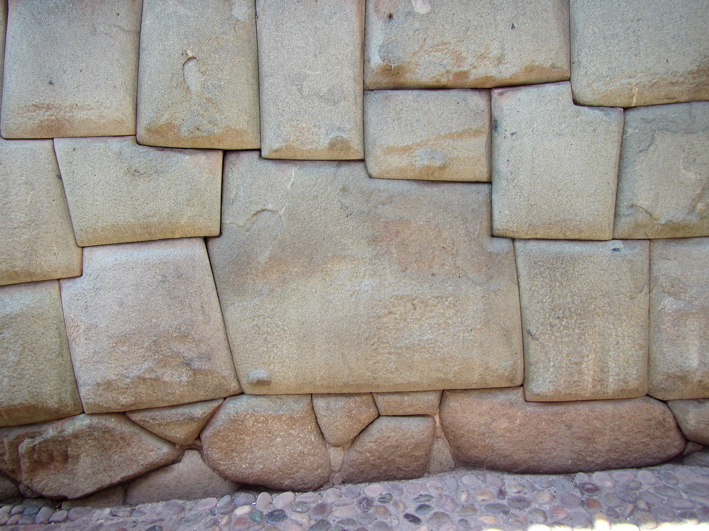 Piedra de los doce ángulos