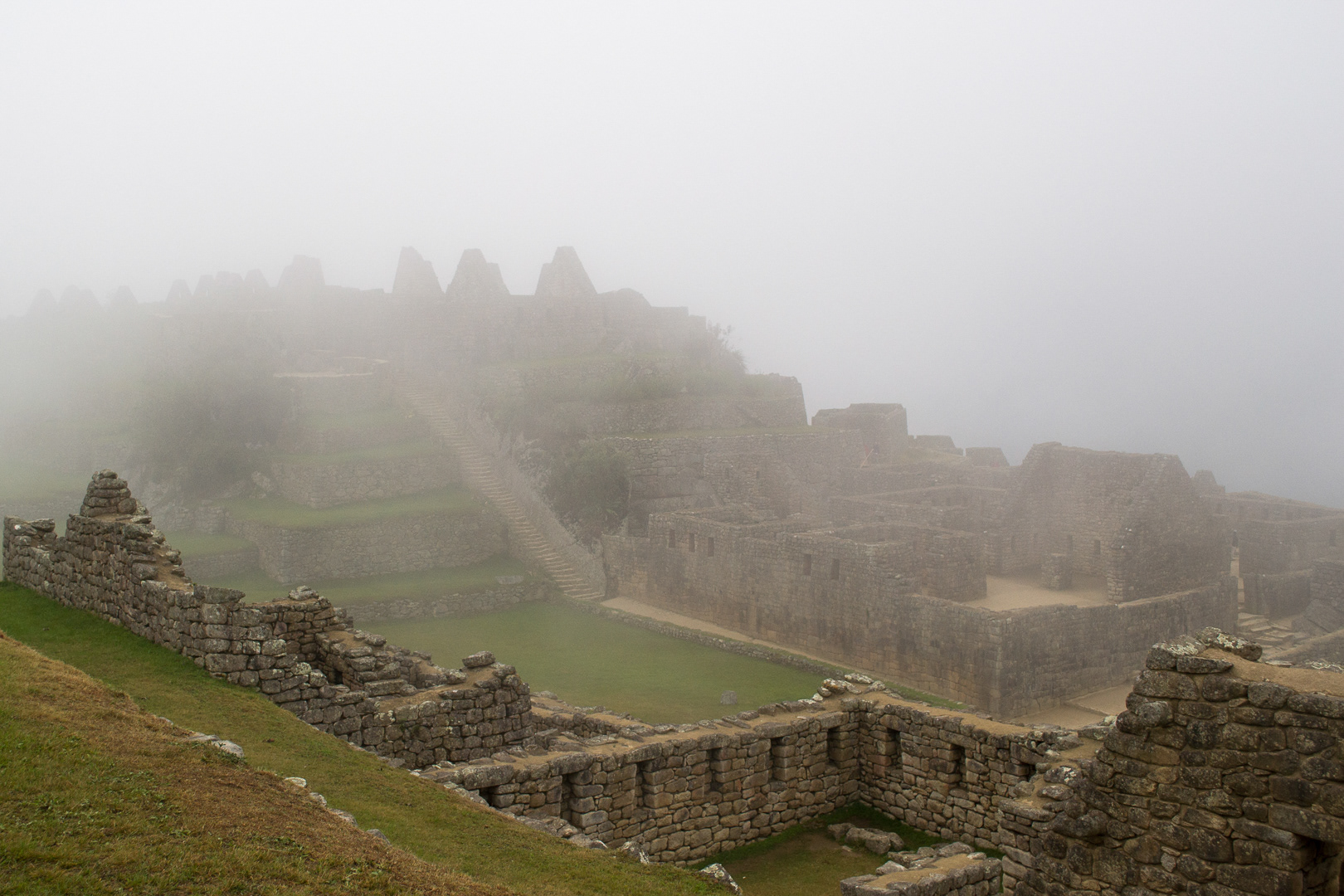 Machu Picchu: : Templo y Plaza principal