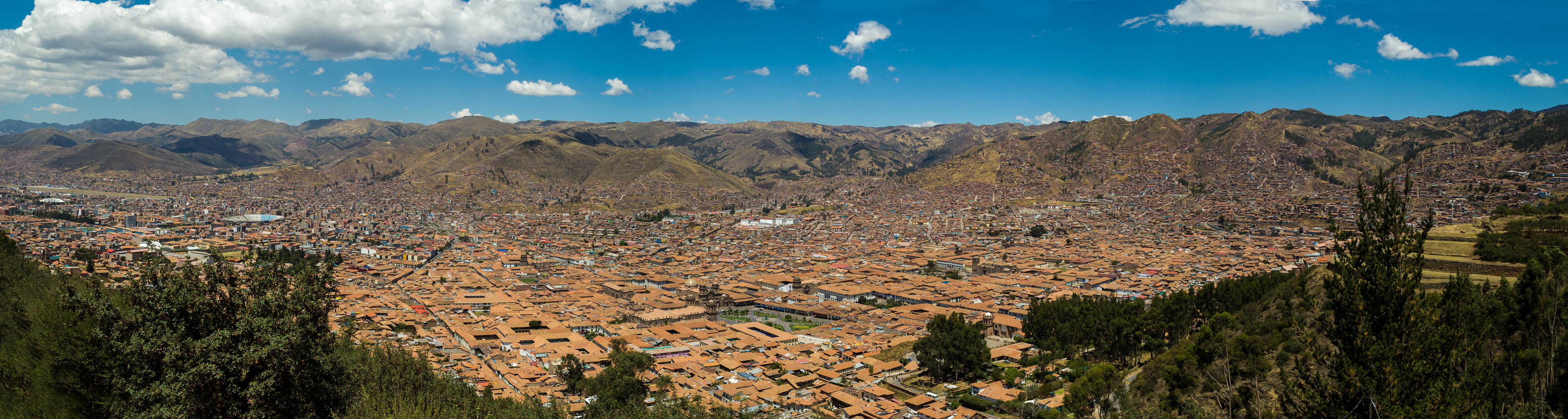 Panorámica de Cuzco desde el Mirador El Cristo Blanco