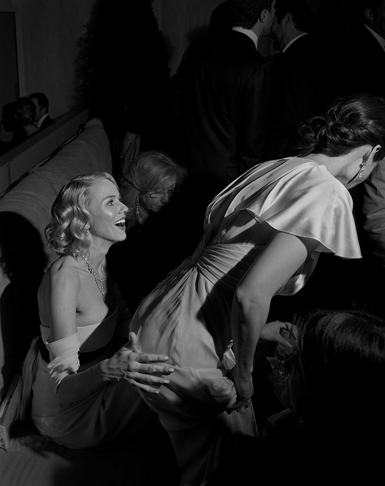 Naomi Watts and Lucy Liu, OscarParty, LA, 02/2007 - Larry Fink