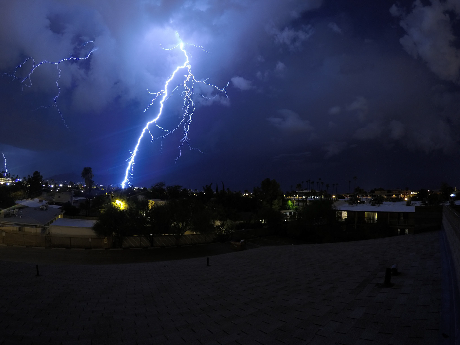 DCIM\100GOPRO\G0043703.