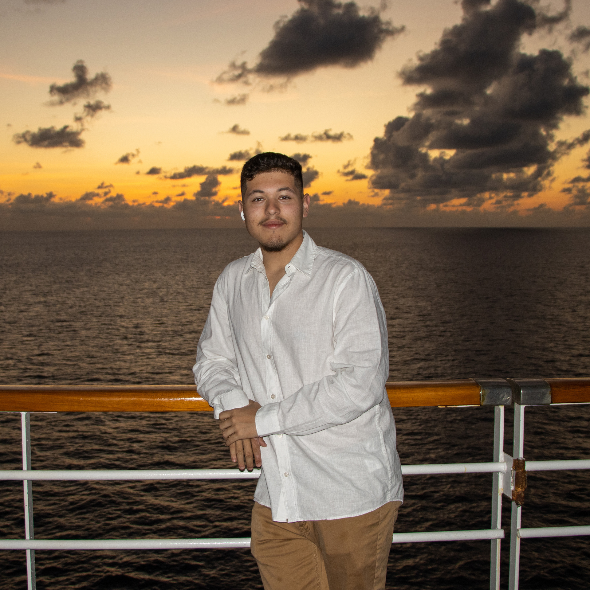 Javier Lopez - About Me/Contact