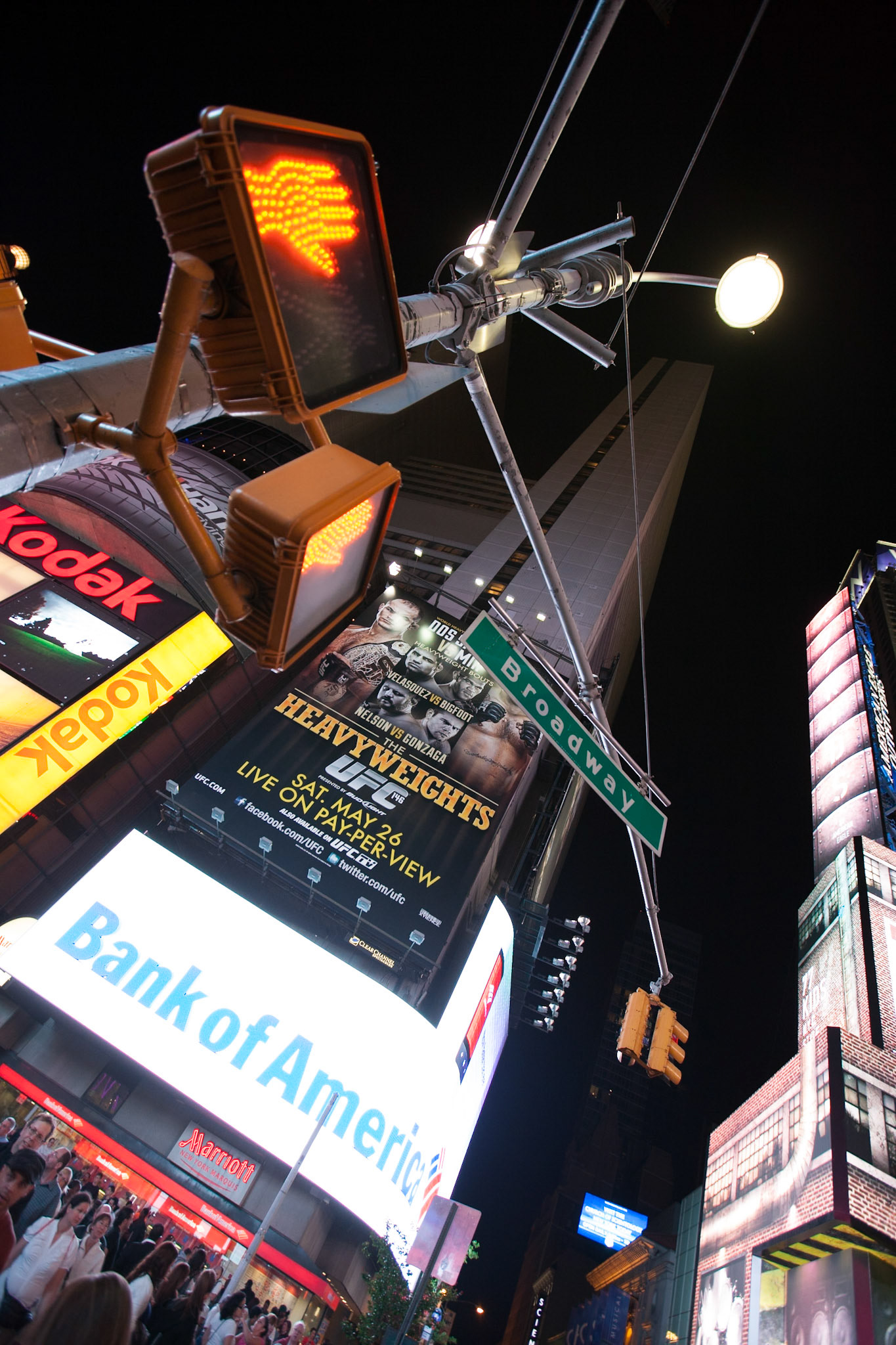 Photo by Sara Clausnitzer (www.saraclausnitzer.com)