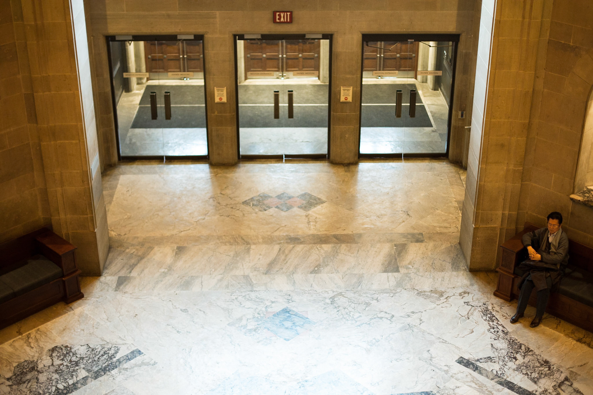 Photo by Sara Clausnitzer (www.saraclausnitzer.com)