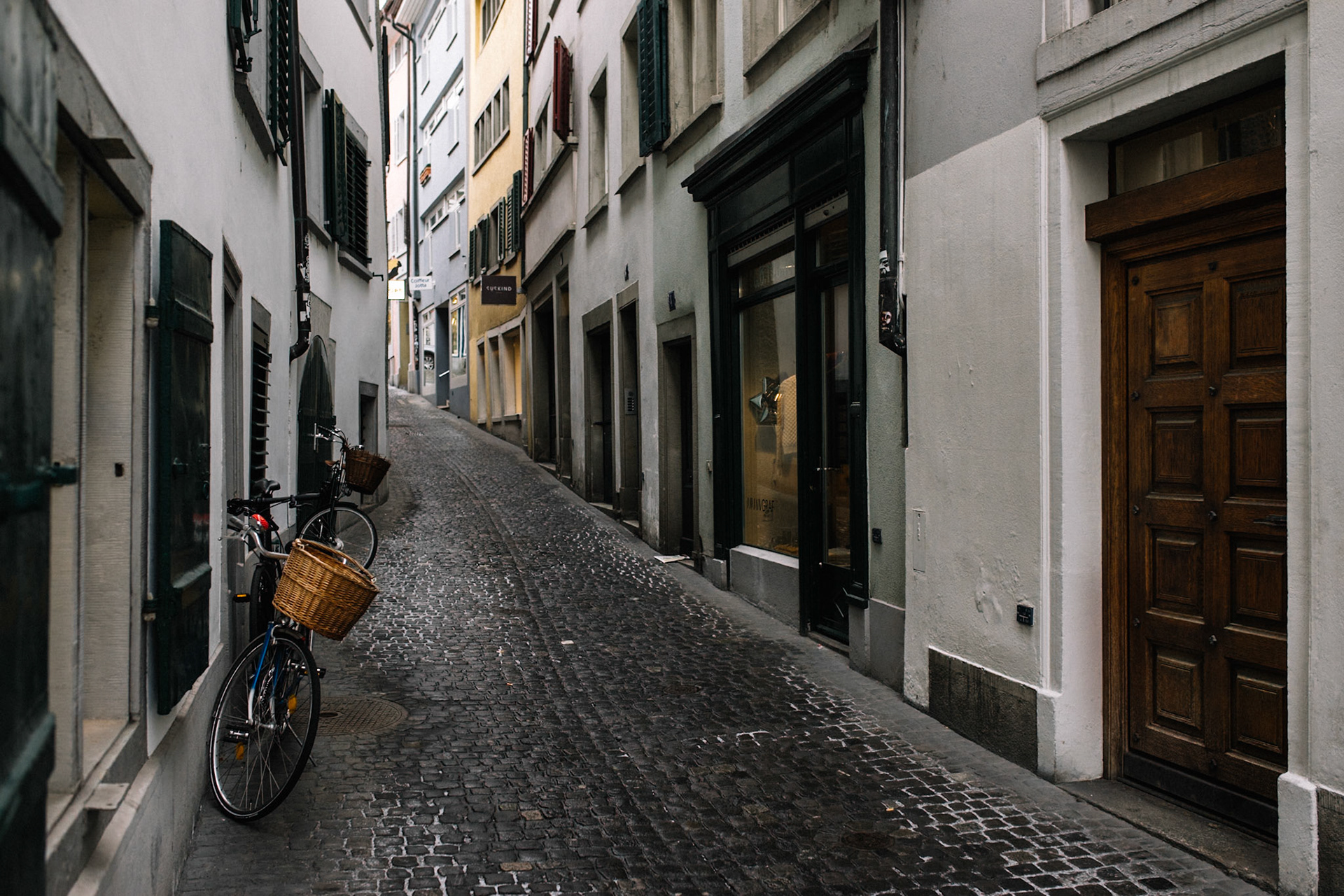 Photo by Sara Clausnitzer (www.saraclausnitzer.com)