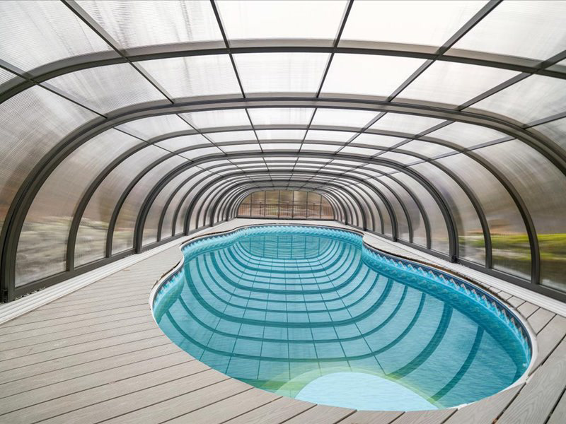 enclosed pool (March- October)