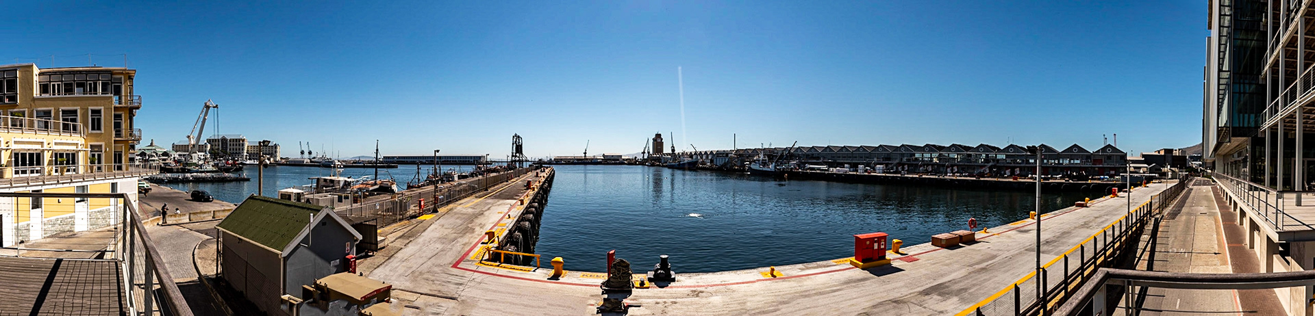 V&A Waterfront Harbor, Cape Town