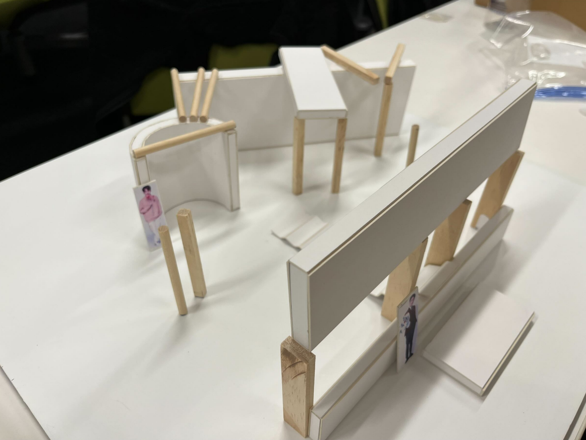 Layout 1: Angled Perspective