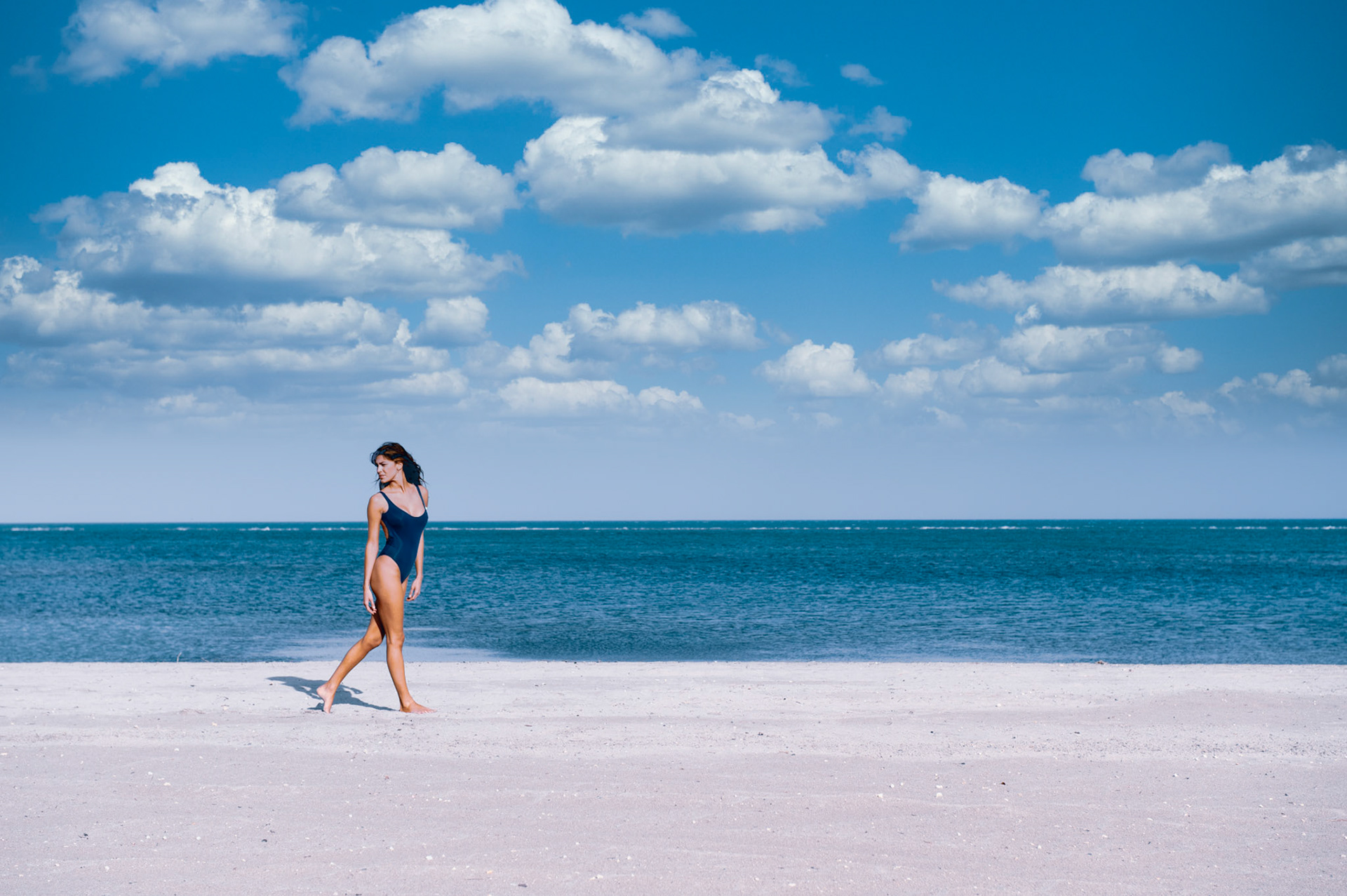 Belen Rodriguez, Christian De Sica and Paolo Conicini shot for TIM Italy. Advertising campaign for TIM mobile services: telephone, data and text. Shot in Miami, USA.