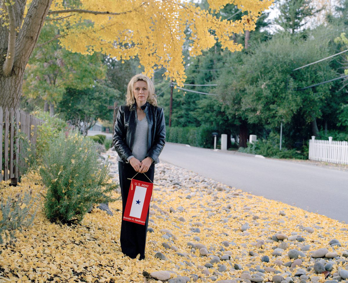 Anne from the series Blue Star Moms © Lisa Barnard