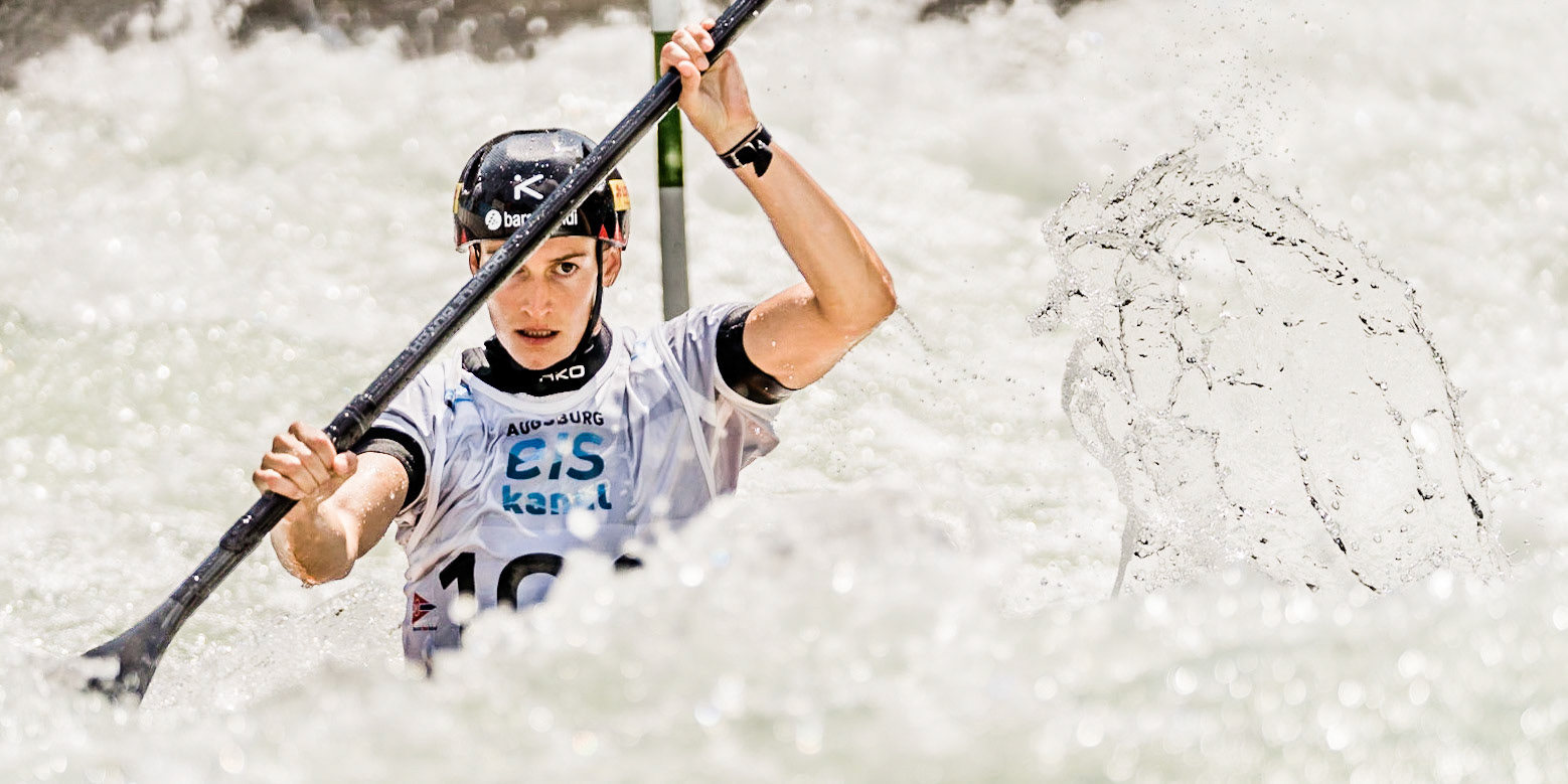 Ricarda FUNK (GER, KW) beim Training. Kanuslalom WM 2022 in Augsburg, Deutschland. 50 jähriges Jubiläum der Olympiastrecke am Eiskanal. / 2022 ICF Canoe Slalom World Championships. Foto: Birke Oud/www.birkeoud.com