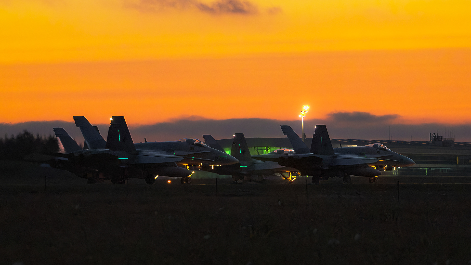 F-18 Ala-12 en el Aeropuerto de Santiago de Compostela
