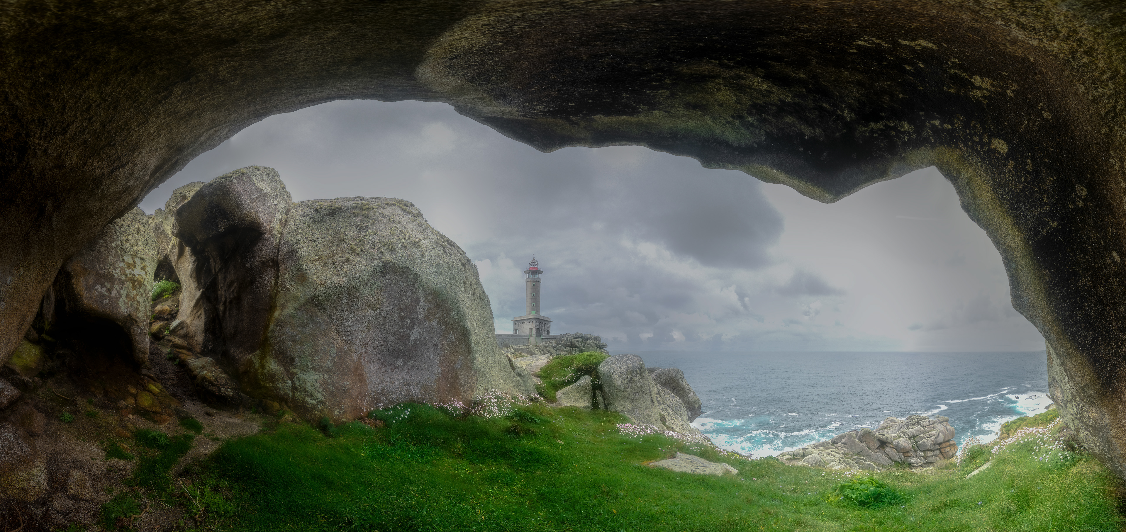 Faro de Punta Nariga