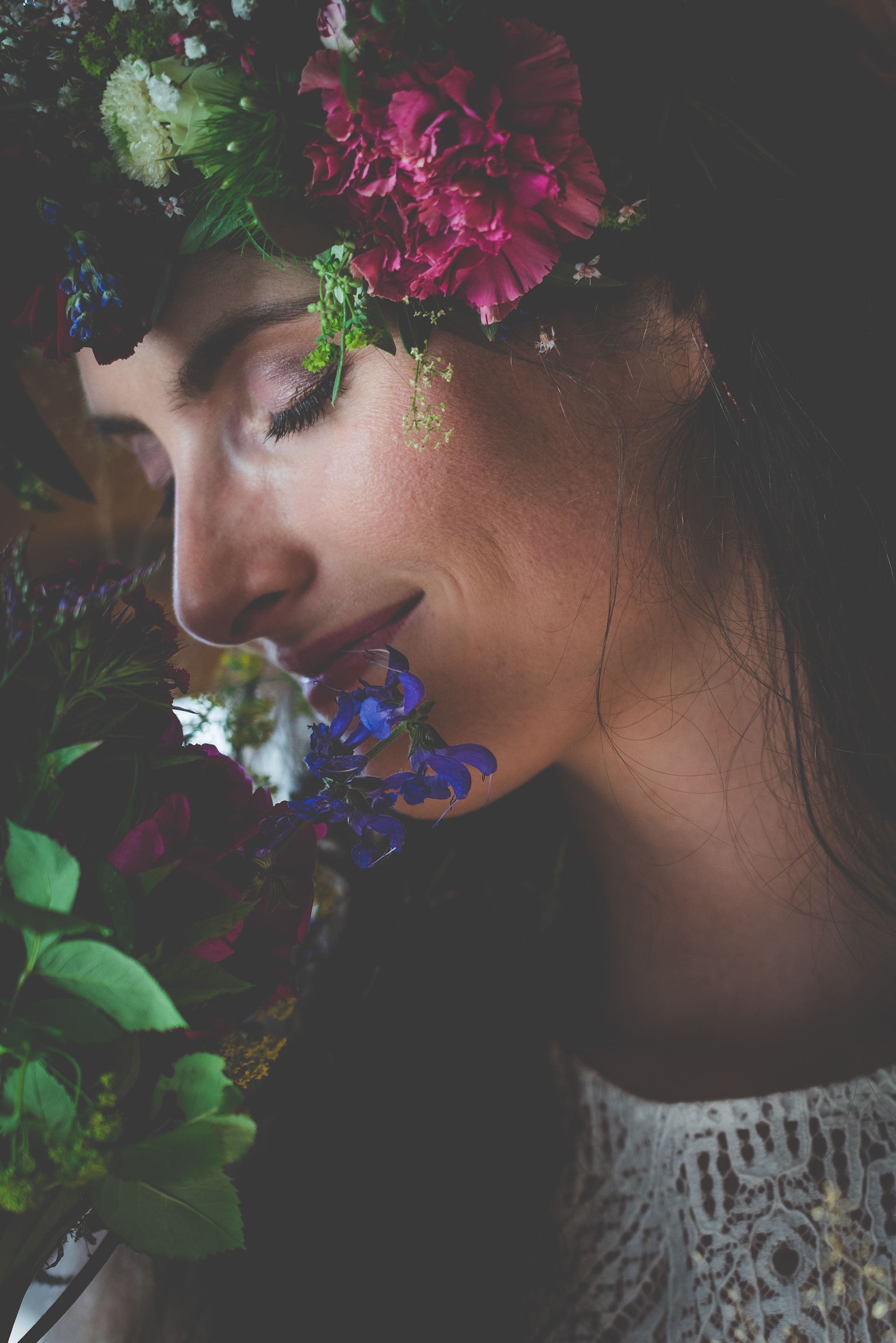 Veronika Rauch - Braut mit Blumen