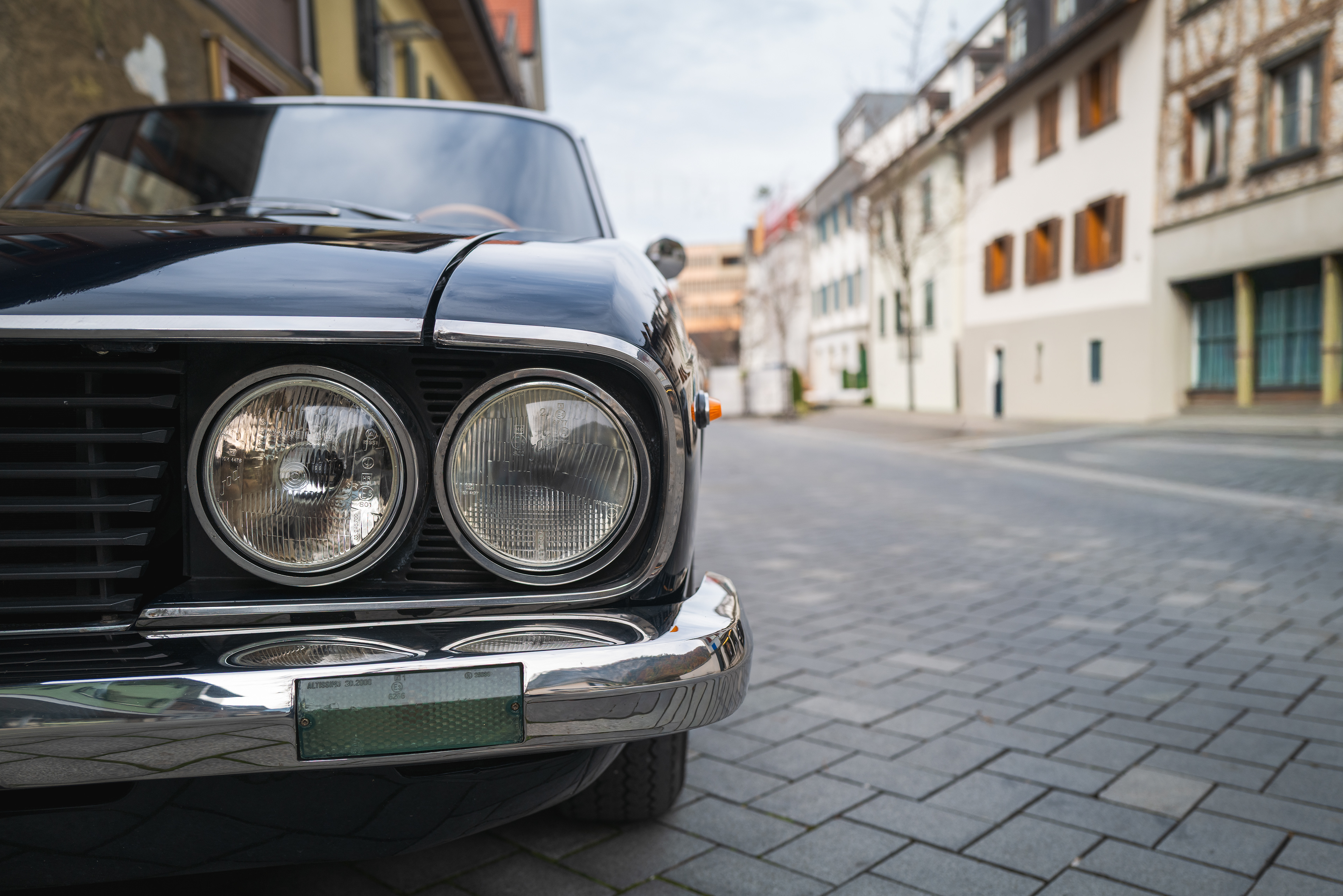 Veronika Rauch - Lancia Frontlichter