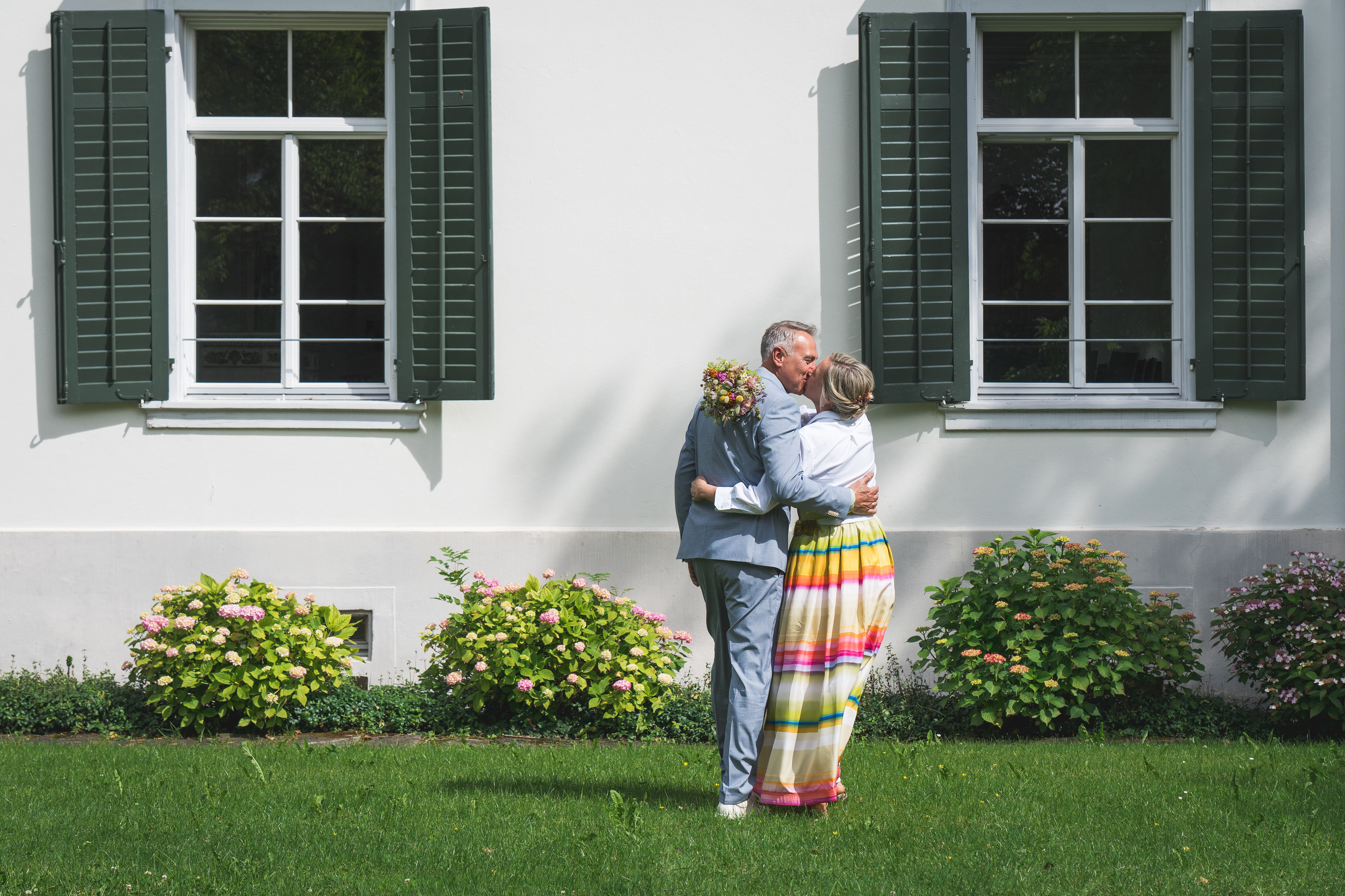 Veronika Rauch - Brautpaar küssend