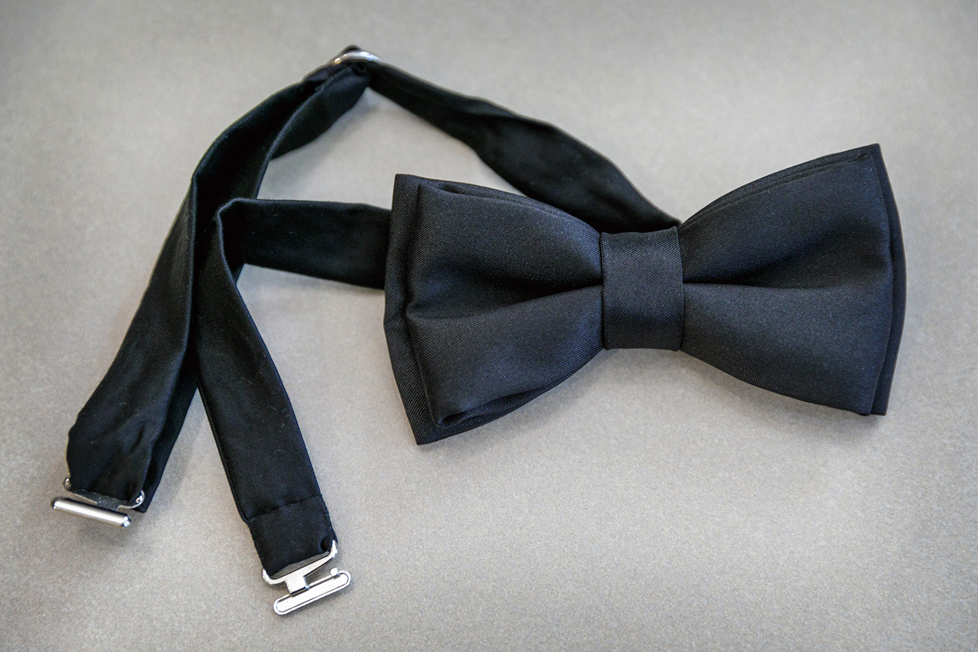 παπιγιόν του γαμπρού , groom's bow tie,