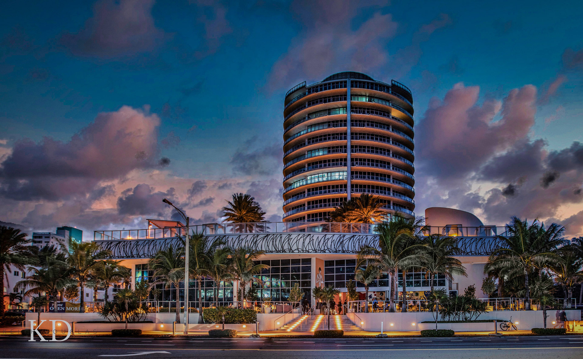 Paramount towers Fort Lauderdale FL exterior 