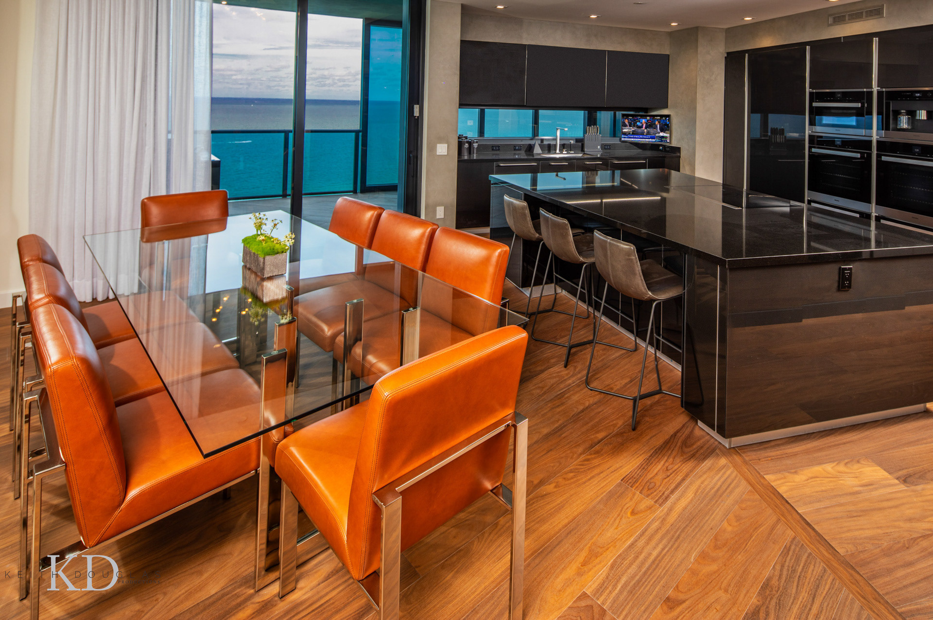 Apartments with designer kitchens and quartz countertops