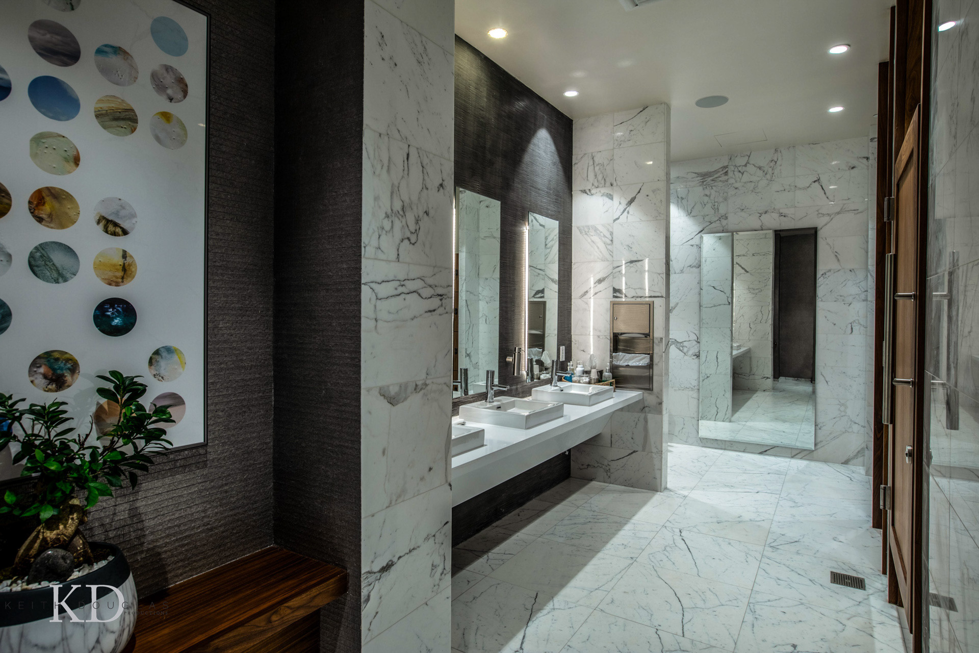 Interior design photographer Paramount condos