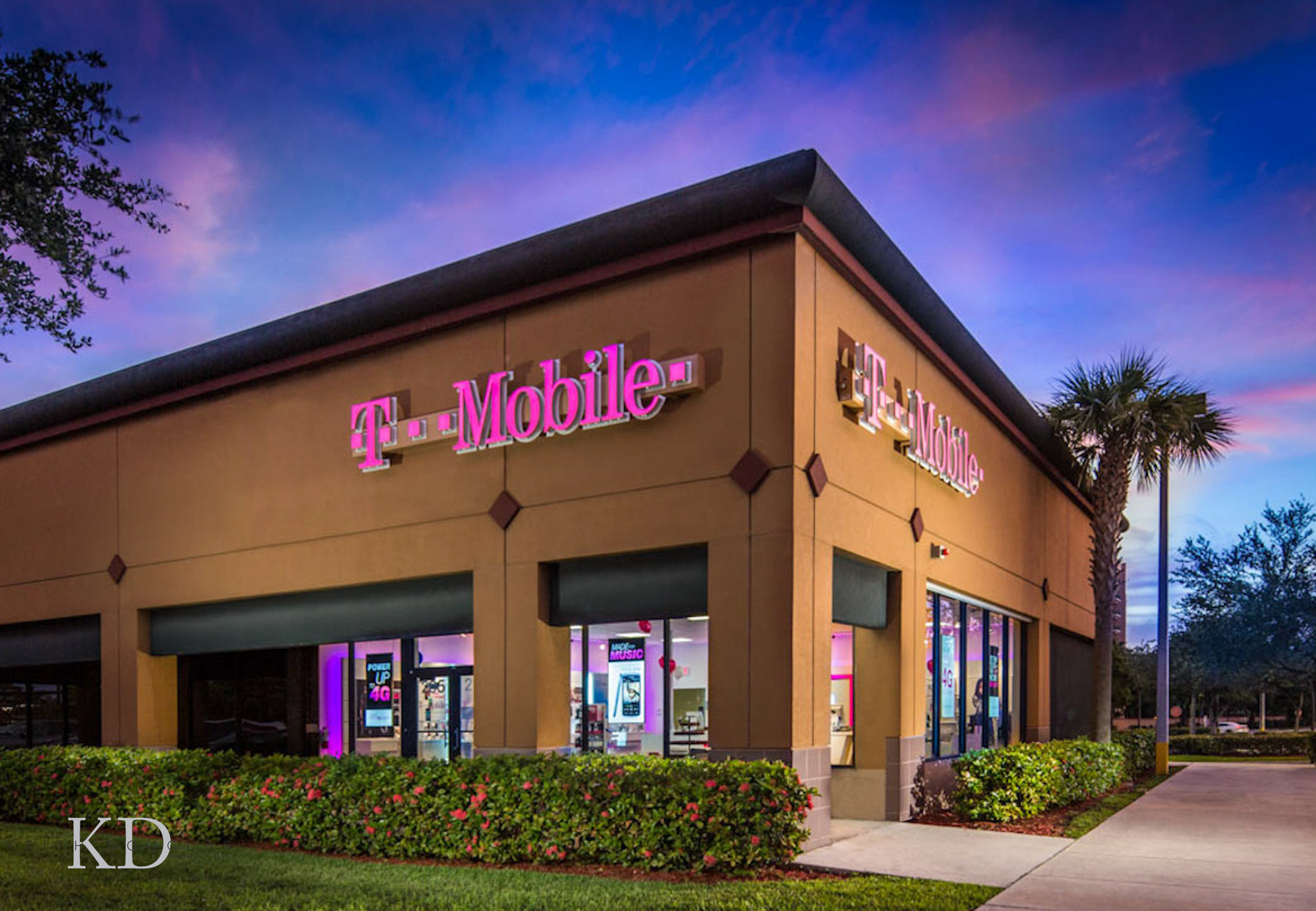 T mobile store front night view