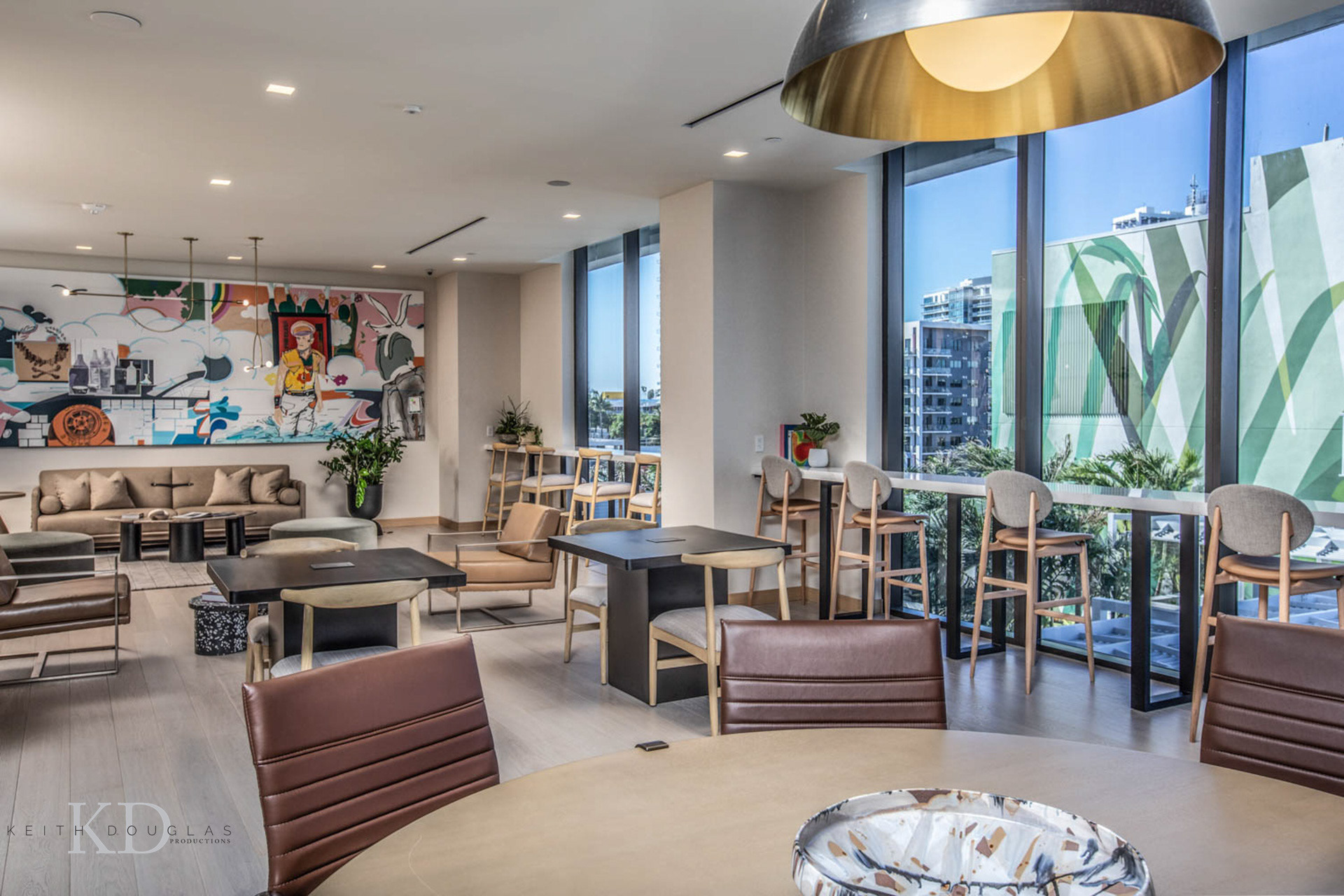 Luxury apartment communities with coworking lounges