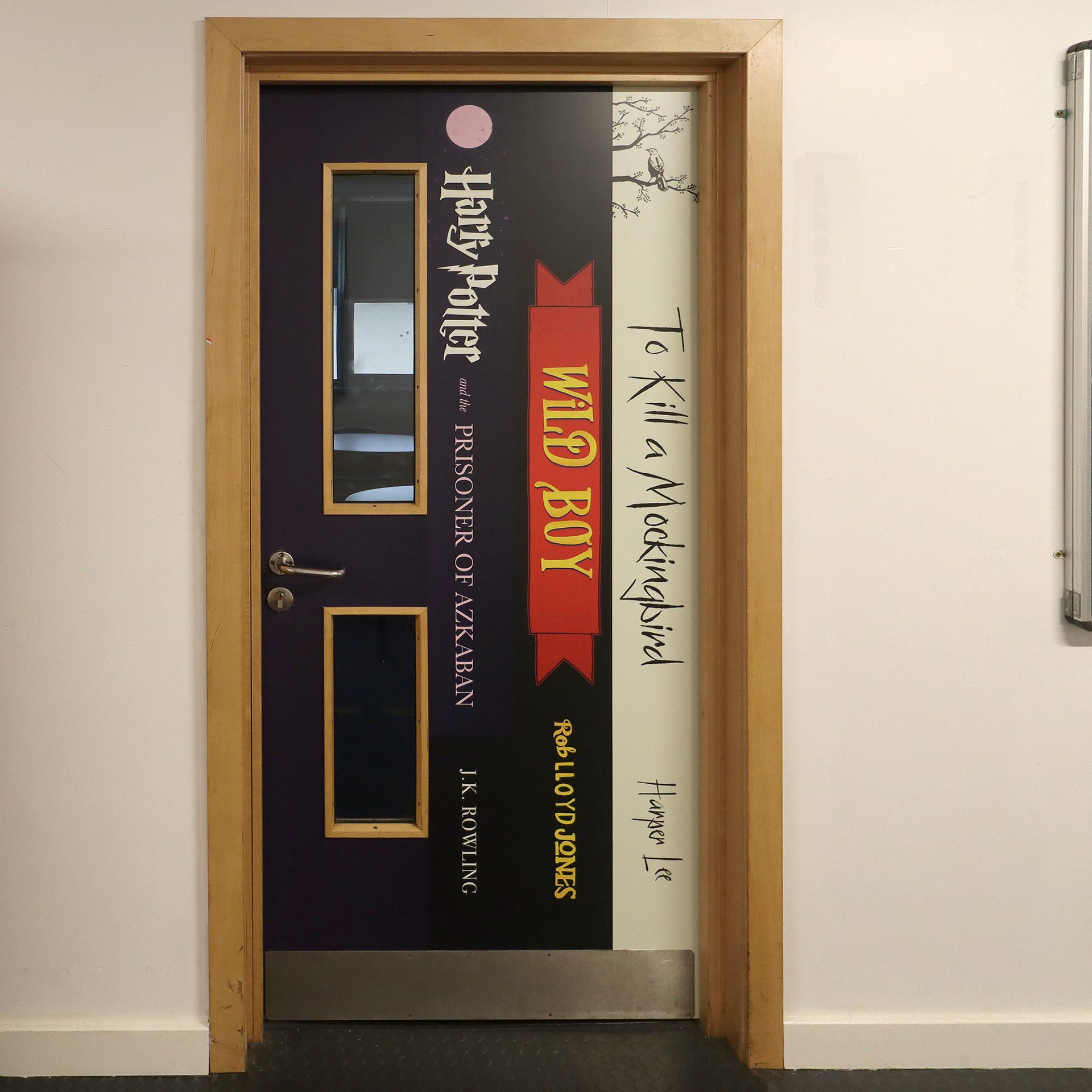 Book Spines Door Wrap - YSG03