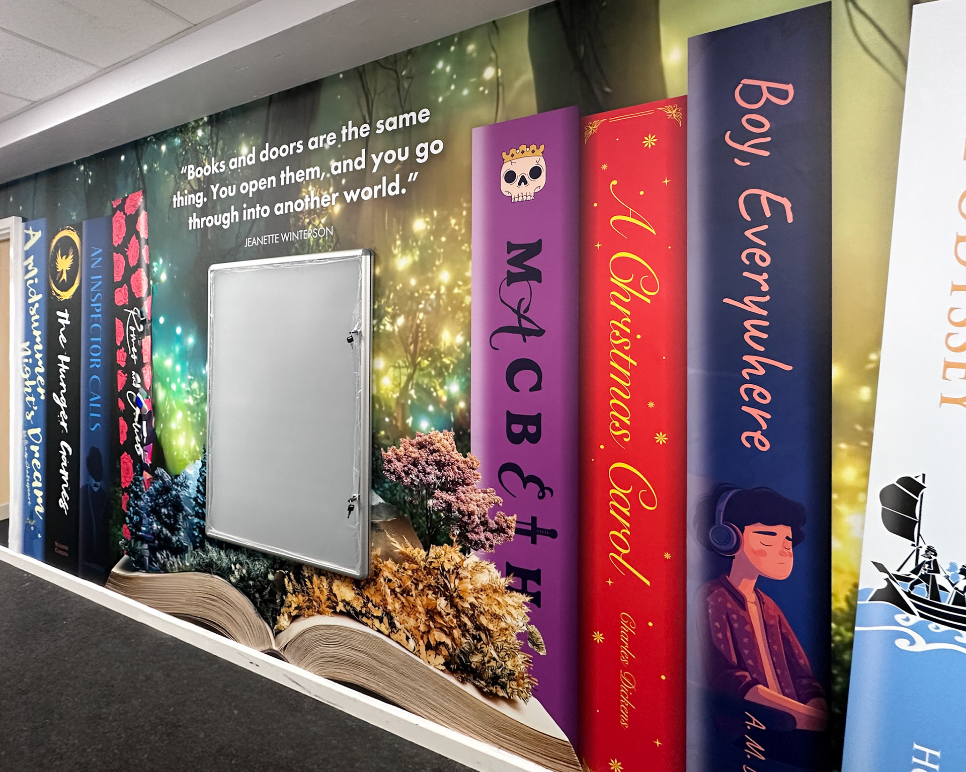 Books English Wall Art with Display Frame for Student Essays