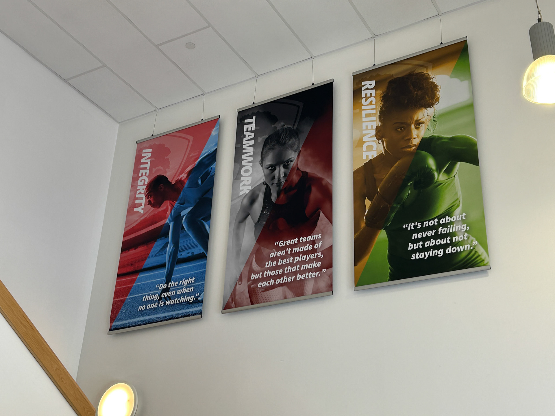 Hanging Banner Set Sports - TOA01