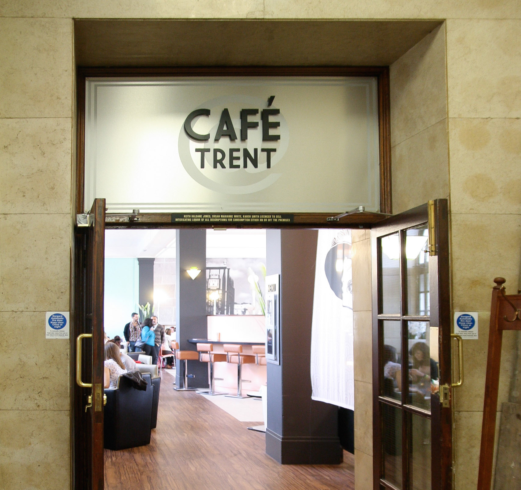 Cafe Trent Brand and Graphics - NTU01