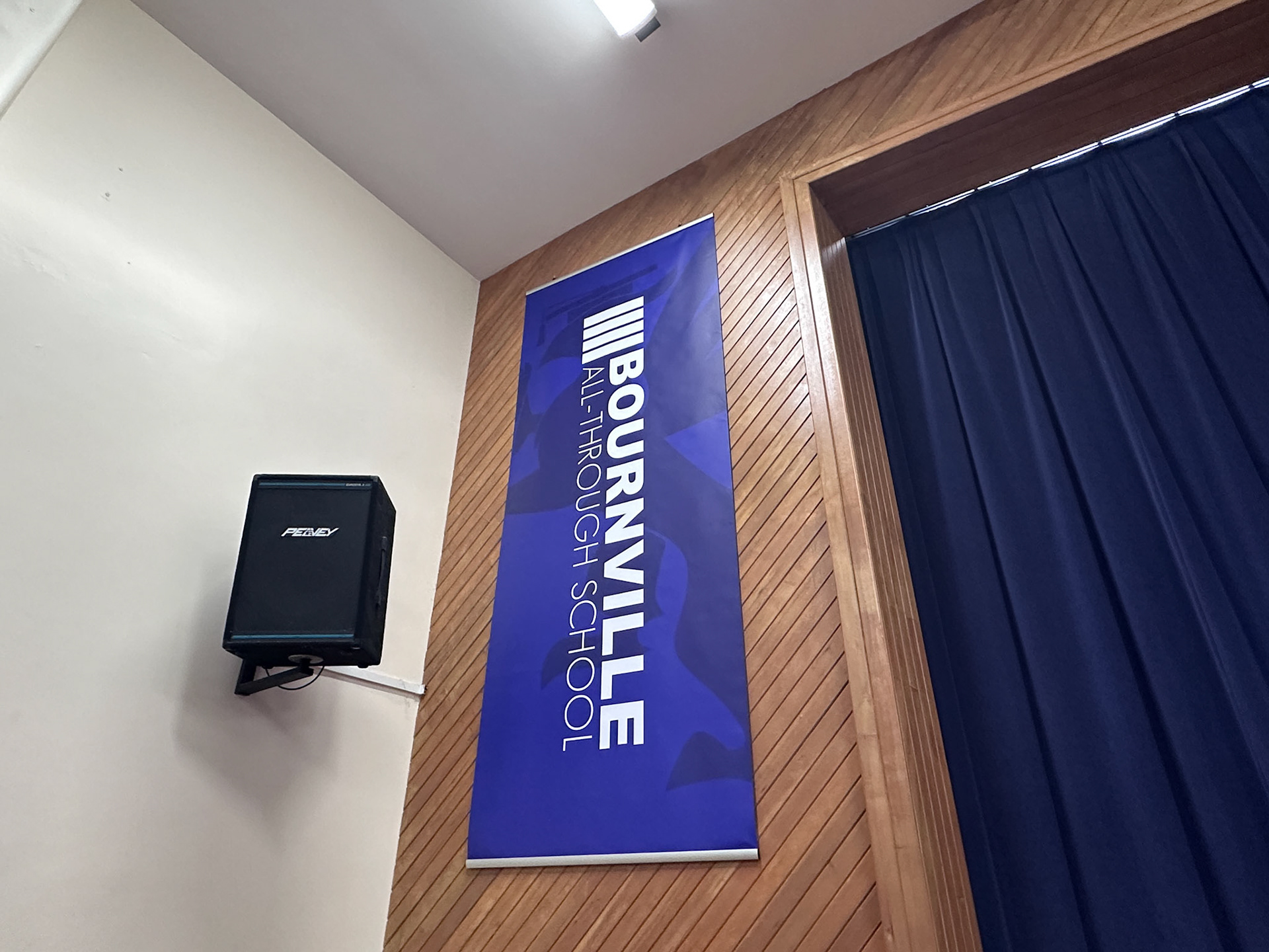 Hanging Brand Banner - BVS01